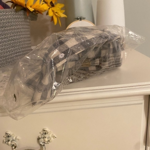 Cocus Pocus Plaid Ballcap - Picture 3 of 8